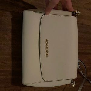 Michael kors crossbody